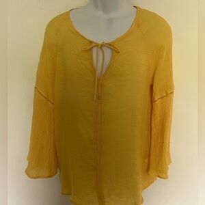 Yellow tunic 3/4 sleeve woman’s top size M